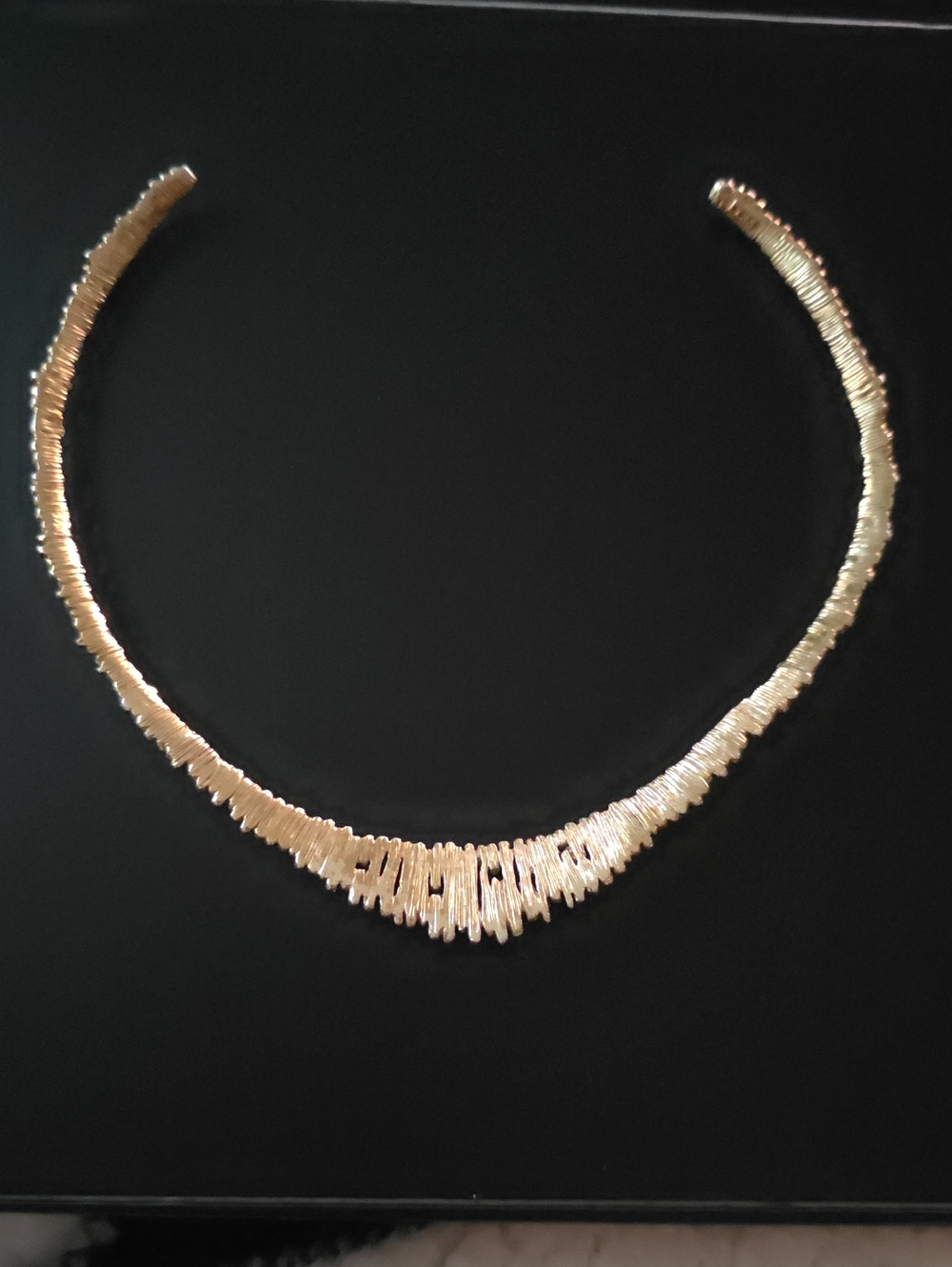 Kendra Scott Rylan Gold Collar Necklace - Picture 5 of 7